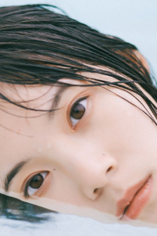 女人剪短发小视频